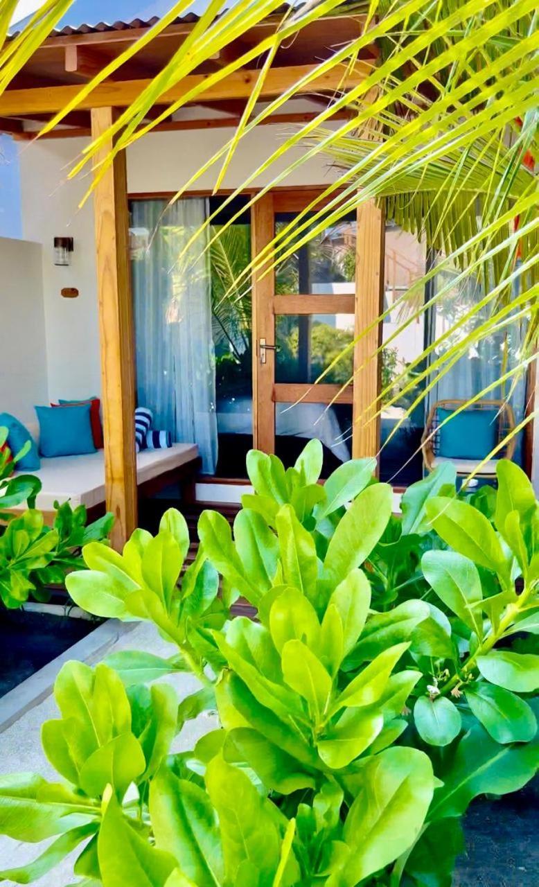 Seaside Dhigurah Hotell Dhigurah  Exteriör bild